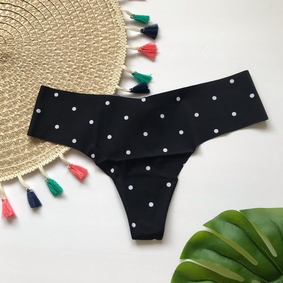 Victoria’s Secret No Show Thong Panty - Picture 2 of 3